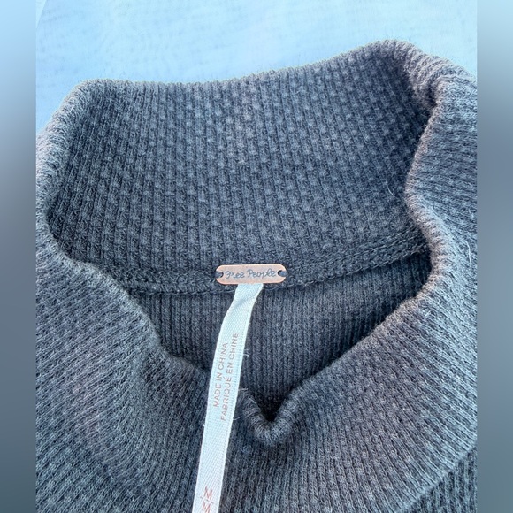 Free People | Switch It Up Crochet-Trim Thermal Top | Sz Med - Picture 3 of 10